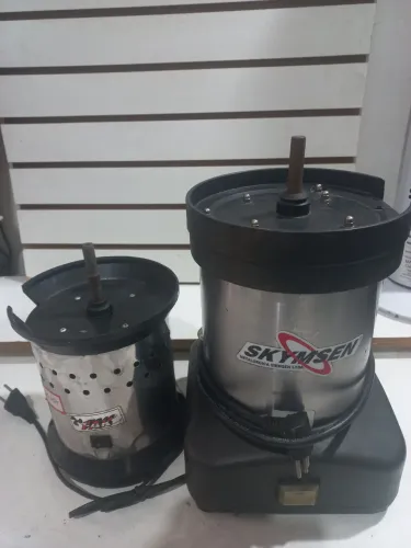 2 motor de expremedor de laranja para arrumar ou aproveitar peças 
