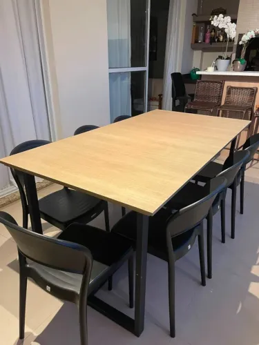 Conjunto Mesa + 8 Cadeiras Tramontina