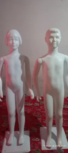 Manequins