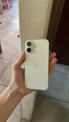 iPhone 16 branco 128gb novo