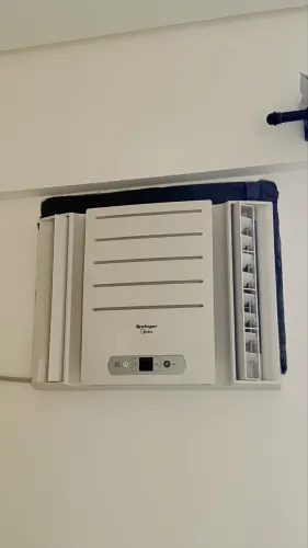 Ar-condicionado de janela Springer Midea