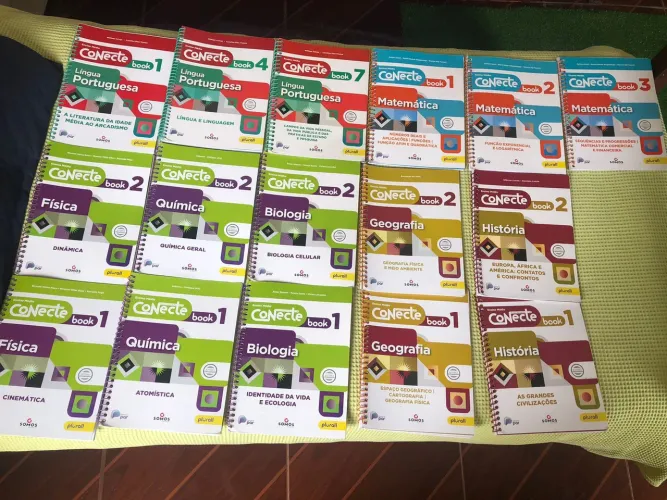 Livros Plurall 1° ano ensino médio