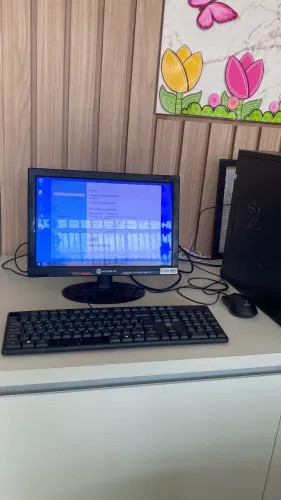 Computador Goldentec, Intel core i3-2100, RAM 4GB ,