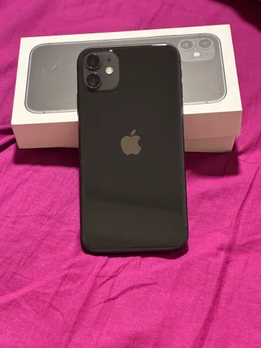iPhone 11 - 64 GB (única dona) impecável