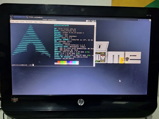 PC Completo HP All-in-one (AMD Vision E1, 4GB Ram, 240GB HD)