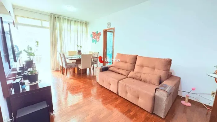 Apartamento à venda, 3 quartos, 1 suíte, 2 vagas, Sagrada Família - Belo Horizonte/MG