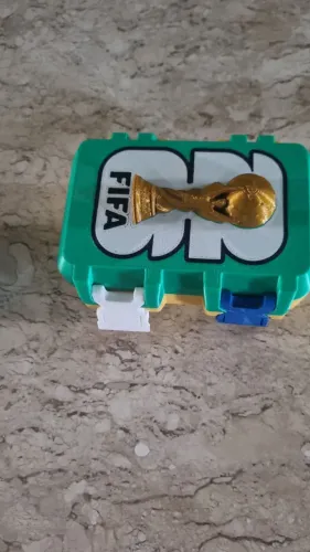 Porta figurinhas usado.