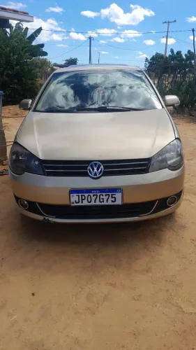 Volkswagen Polo Sedan 1.6 MI 101cv 8V 4P 2004