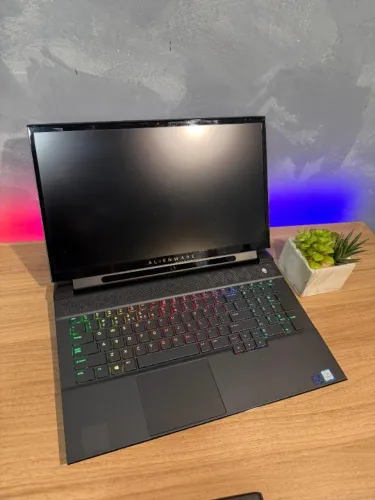 Notebook Gamer Alienware M17 i9 RTX 2080 17"