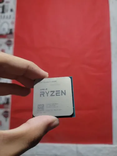 Processador AMD Ryzen 5 3400G (Com Vídeo Integrado) - Excelente Estado! Novinho