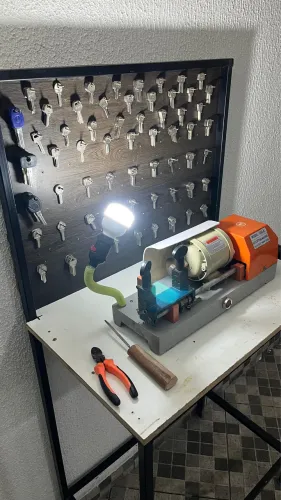 Máquina de cópia de chaves !