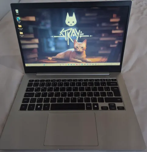 Notebook Samsung galaxy book go.Apenas Seis meses de uso,impecável.