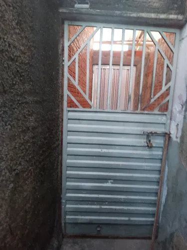 Vende-se portão 
