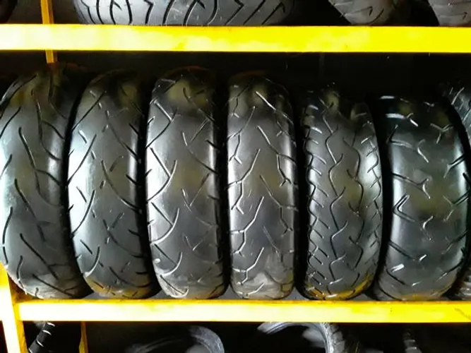 Pneus moto estilo Harley Davidson