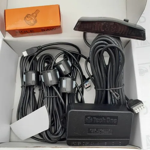 Sensor de estacionamento. TechOne. Na cor Preto fosco. Novo. Instalado.