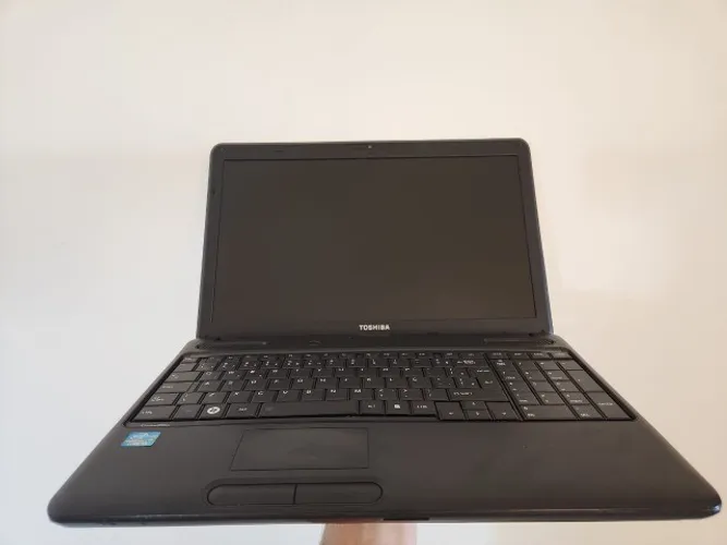 Notebook   Core i3 Placa Video 4gb Hd Tela 16 Pol. Alfa-Numérico Entrego Parcelo 12 Vezes