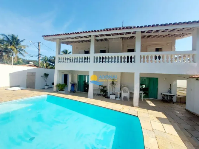 Casa próximo à praia com lazer Guaiuba Guarujá
