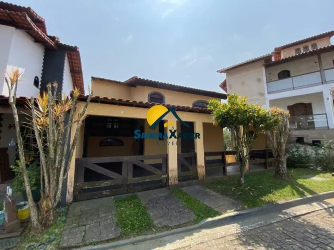 LINDA CASA COM PISCINA DE 03 QUARTOS SENDO 02 SUÍTES EM CONDOMÍNIO BELA VISTA, GARATUCAIA 