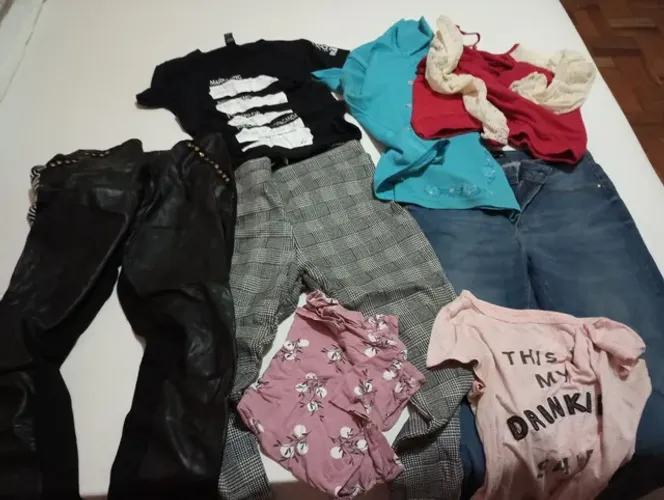 30 reais leva tudo roupas femininas bom estado 