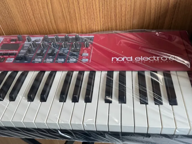 Nord Eletro 6D 61 C/NF