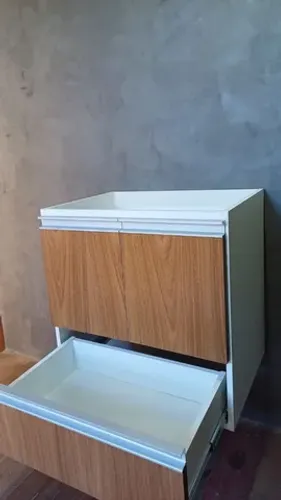 Vendo Armario de Banheiro Novo em MDF