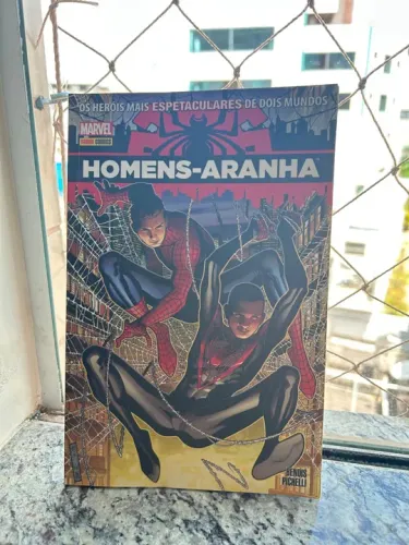 Homens-Aranha da Panini, ótimo estado de conservação.