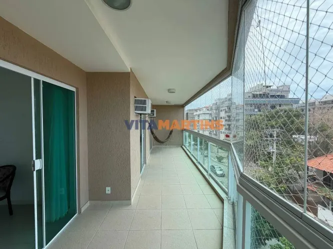 Apartamento de 2 quarto (1 suíte) com vista livre e sol da manhã a venda no Braga em Cabo 