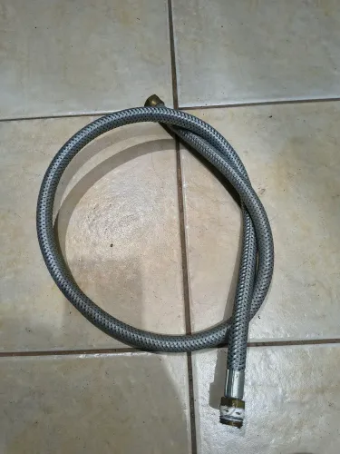 Mangueira para gás com malha de aço