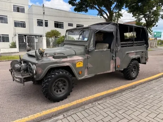 Ford F-75 4X4 2.3 1971