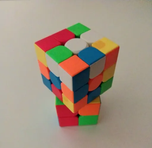 Venda de Dois Cubos Mágicos: 3x3x3 e 2x2 - Desafie-se!