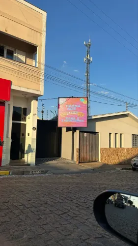 Vendo Telão de Led Outdoor, 2 x 2 metros, da marca LedExpert, resolução P6