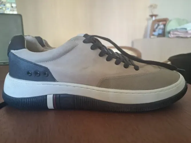 Tênis Osklen Hybrid Laces Nobuck Bege, tam 41, em couro, novissimo.