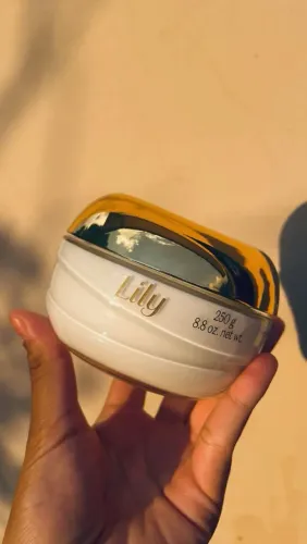 Hidratante corporal Lilly boticário