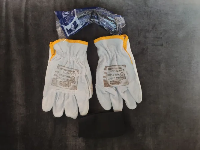 Kit - luva de vaqueta , óculos proteção, bandana 