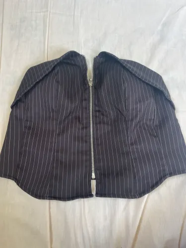 Cropped listras super elegante com zíper TAM único nunca usado