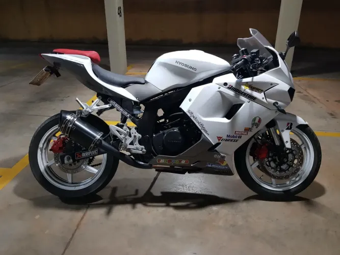 Hyosung Comet GTR 12/13 