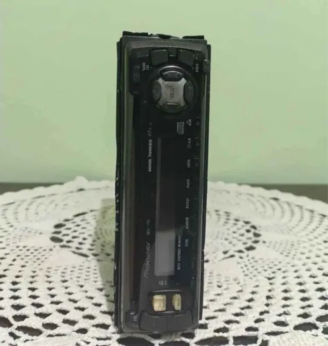 Rádio pionner DEH 1150 super Tunner