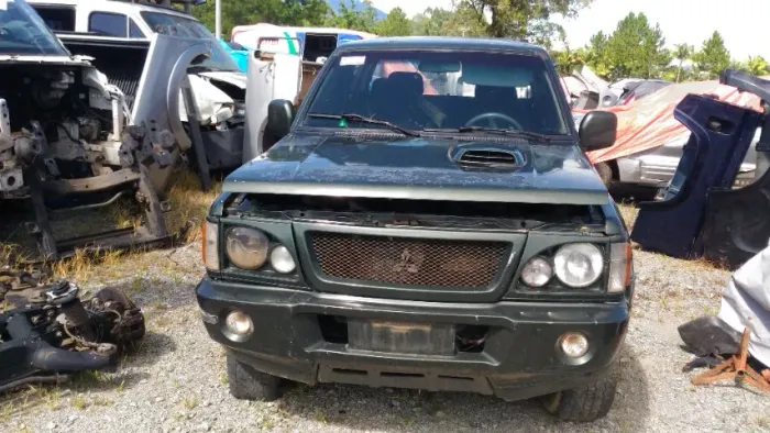Mitsubishi L200 2002 2.5 Quadrada Veiculo Destinado A Retirada De Peças