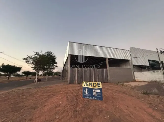 Barracão em Construção à Venda Jardim Iporã em Sinop - MT