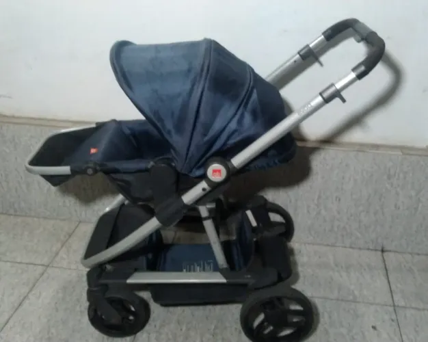 Carrinho de Bebê Azul Marinho - Conforto e Estilo Evoq 120,00 sem ofertas!