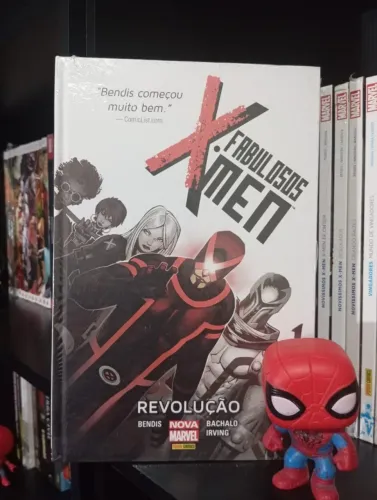 FABULOSOS X-MEN - Revolução (lacrada)