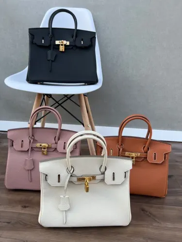 Vendo lote de bolsas de couro legítimo 