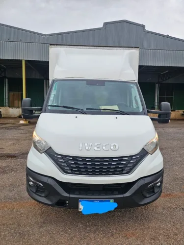 Vendo iveco daily 65-170 sem nova 