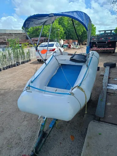 Barco pequeno para pesca e passeio 3 pessoas 