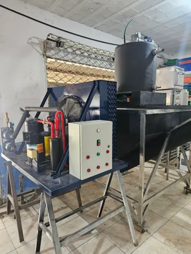 Maquina de gelo em escamas 
