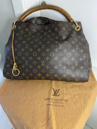 Bolsa Artsy MM Monogram Louis Vuitton