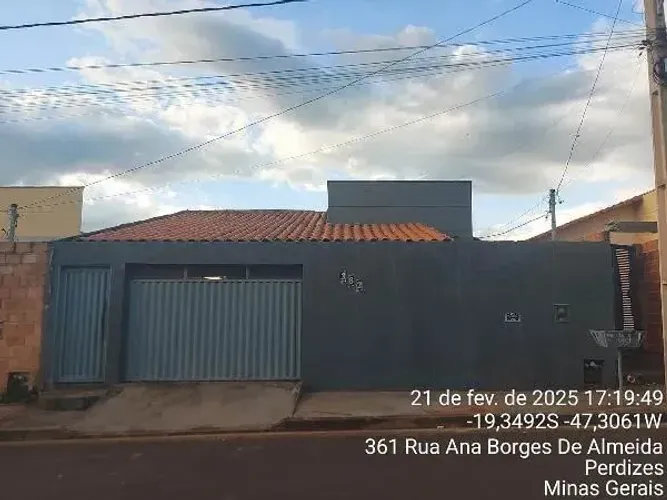 Oportunidade Única em PERDIZES - MG | Tipo: Casa | Negociação: Leilão | Situação: Imóvel