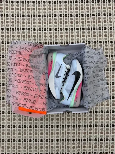 Nike zoom vaporfly tamanho 37