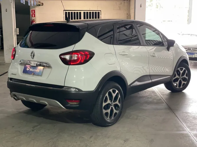 Captur intense 2018 Impecavel 