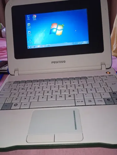 Netbook positivo 